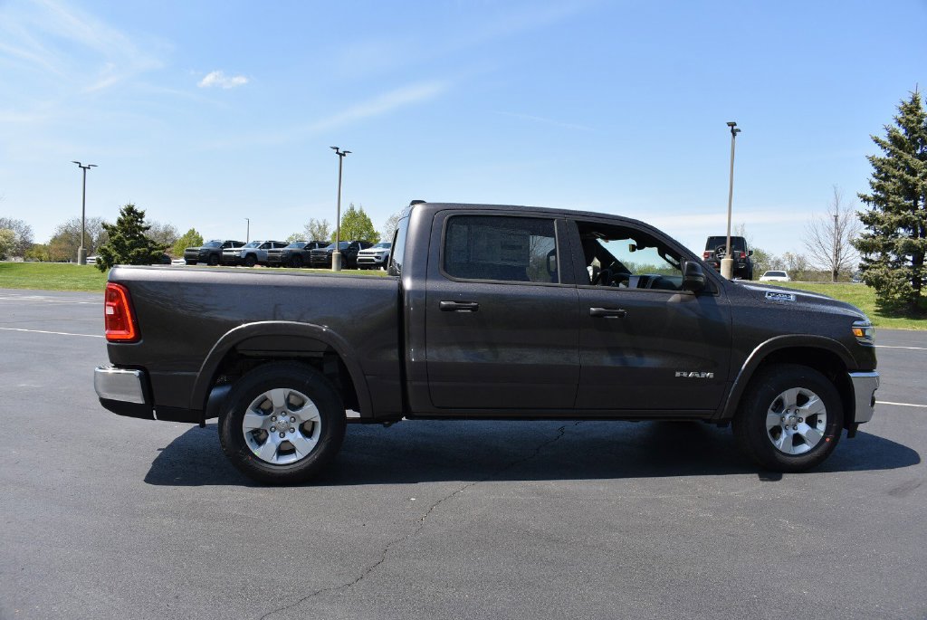 New 2026 RAM 1500 Big Horn AWD/4WD image 4