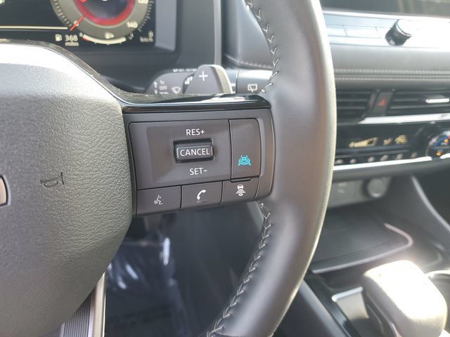 Certified 2026 Nissan Rogue SL FWD image 17