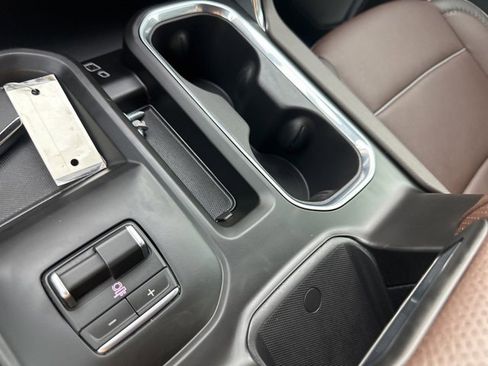 Used 2026 GMC Sierra 2500 Denali image 47