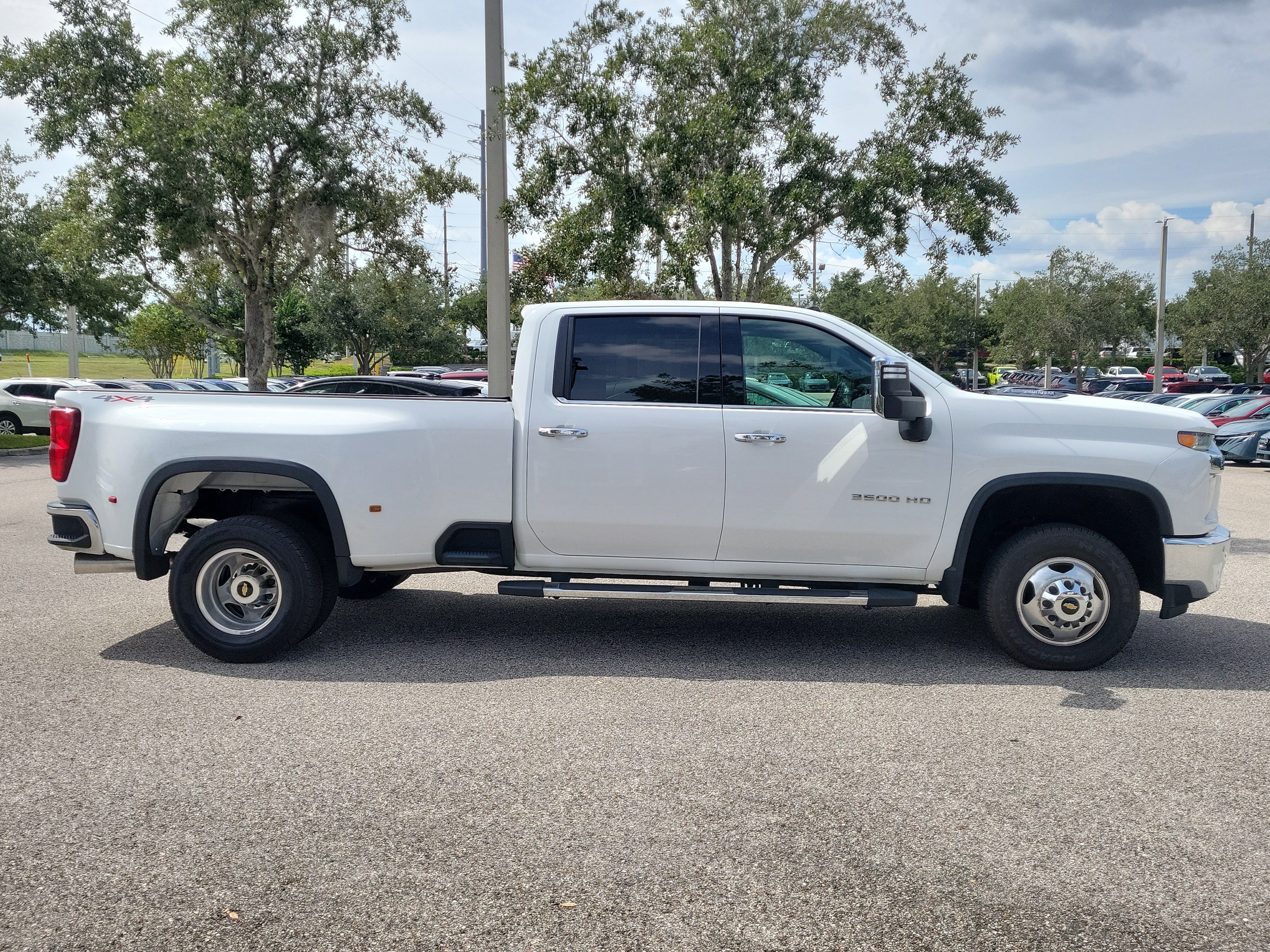 Used 2022 Chevrolet Silverado 3500 LTZ w/ LTZ Plus Package AWD/4WD image 4