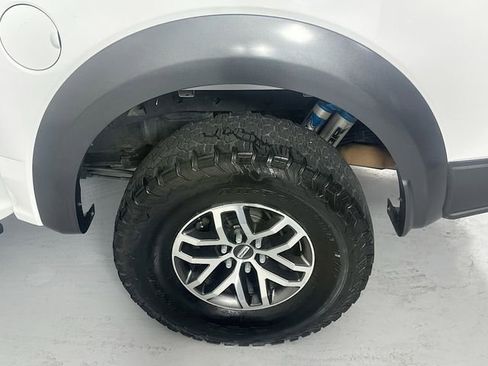 Used 2017 Ford F150 Raptor w/ Equipment Group 802A Luxury image 30