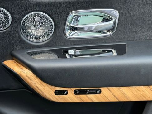 Used 2019 Rolls-Royce Cullinan image 42