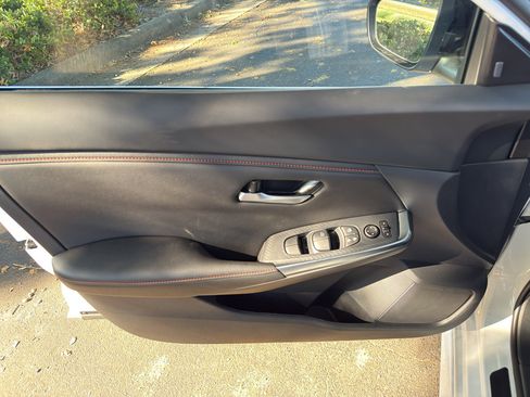 New 2025 Nissan Sentra SR image 17