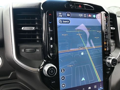 Used 2025 RAM 1500 Big Horn image 18