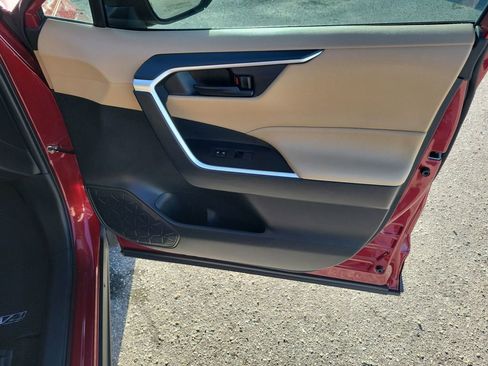 Used 2022 Toyota RAV4 LE image 42