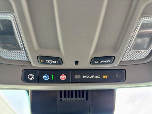 Used 2024 Chevrolet Silverado 2500 LT image 42