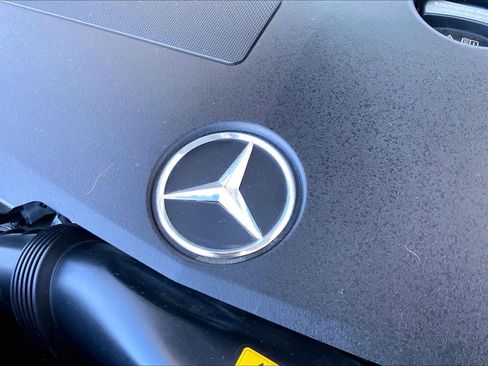 Certified 2022 Mercedes-Benz GLC 300 4MATIC image 34