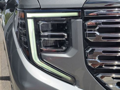 Certified 2024 GMC Sierra 1500 Denali AWD/4WD image 10