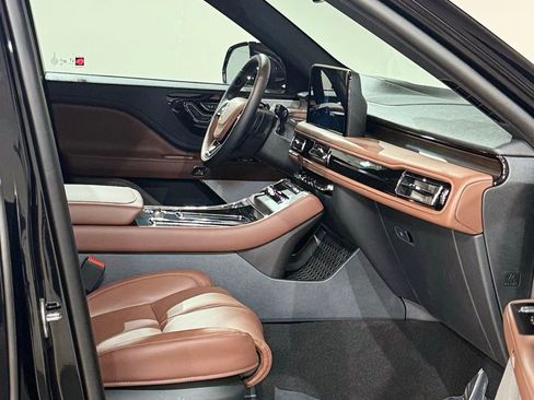 New 2026 Lincoln Aviator Reserve image 67