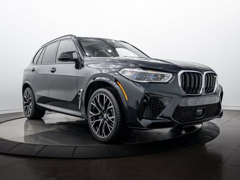Used 2021 BMW X5 M w/ Executive Package AWD/4WD image 1