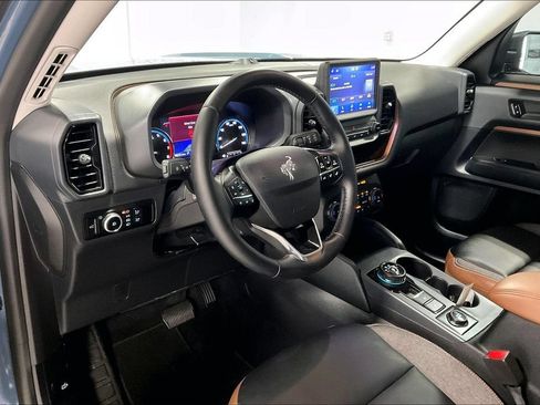 Used 2024 Ford Bronco Sport Outer Banks w/ Tech Package AWD/4WD image 16