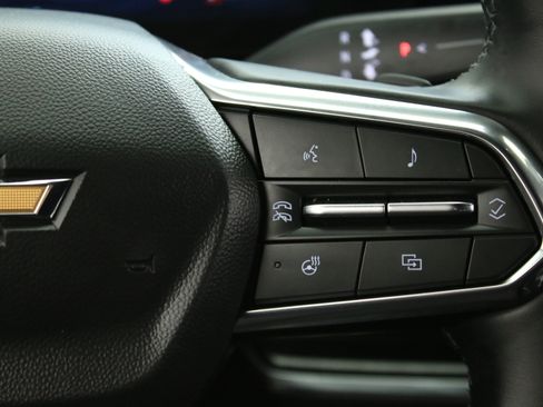 Used 2025 Chevrolet Equinox LT w/ Convenience Package II AWD/4WD image 14