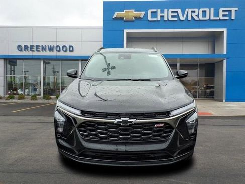 New 2026 Chevrolet Trax RS w/ Driver Confidence Package FWD image 2