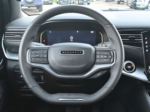 Used 2024 Jeep Wagoneer Series II image 20