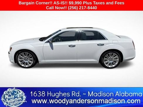 Used 2013 Chrysler 300 C w/ Light Group image 3