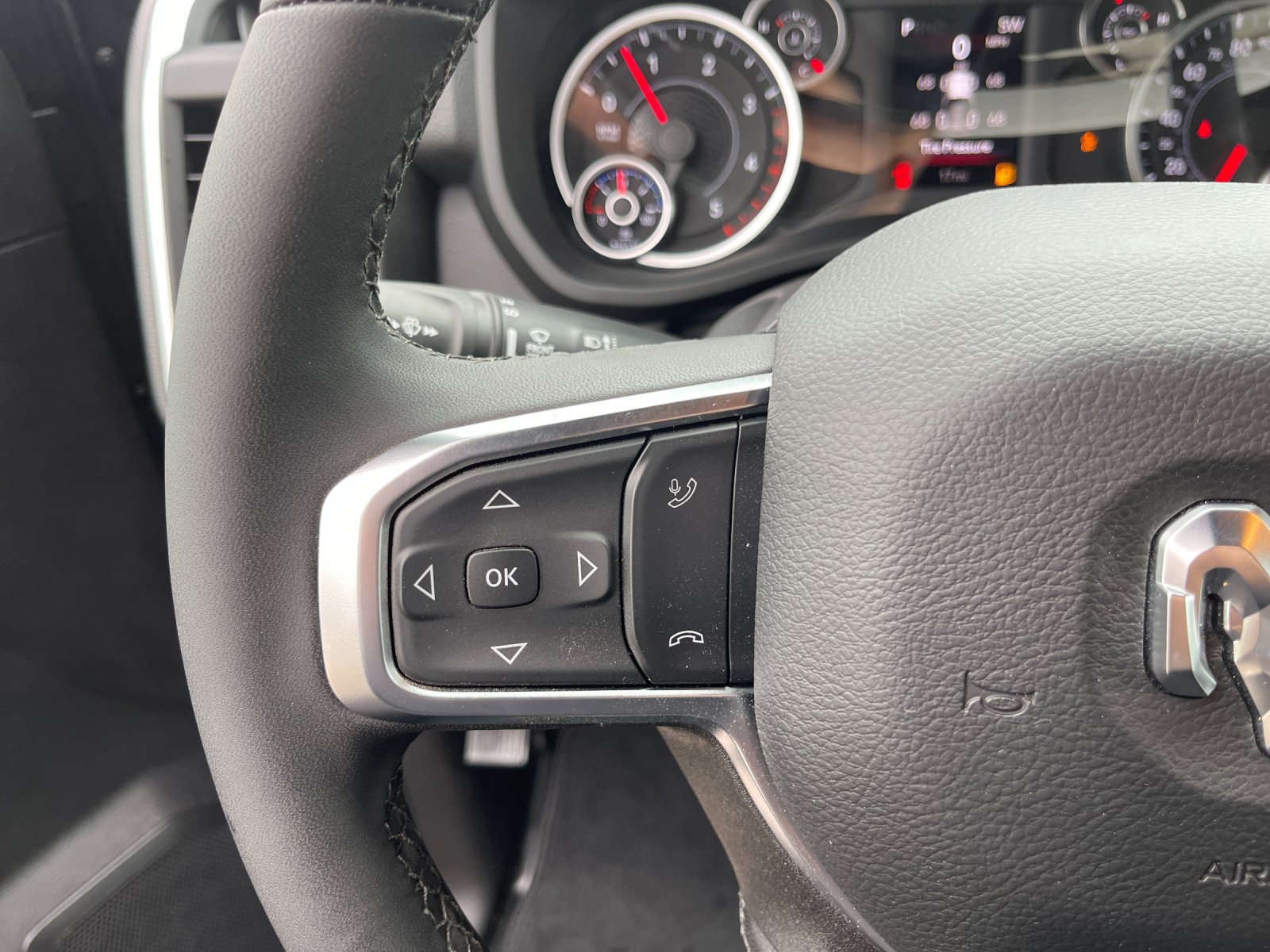 New 2026 RAM 2500 Big Horn AWD/4WD image 25