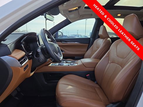 Used 2023 INFINITI QX60 Sensory w/ Vision Package image 17