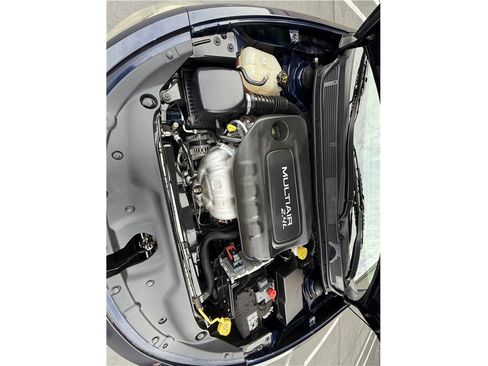 Used 2015 Dodge Dart SXT image 21