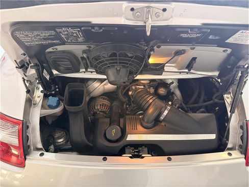 Used 2006 Porsche 911 Carrera S image 15