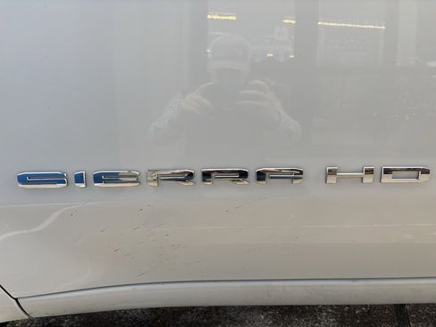 Used 2024 GMC Sierra 3500 SLE w/ SLE Convenience Package image 33