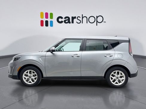 Used 2023 Kia Soul LX w/ Option Group 015 image 2