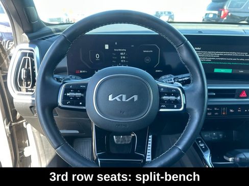 Used 2025 Kia Sorento SX Prestige image 19