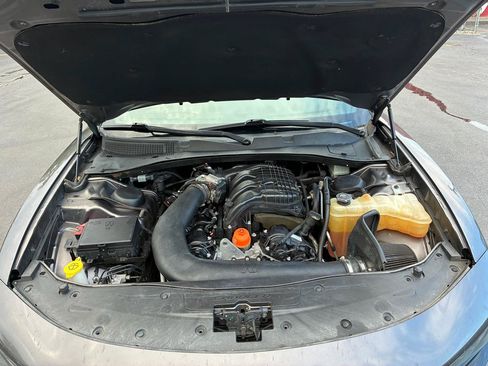Used 2017 Dodge Charger SXT w/ Plus Group RWD image 31