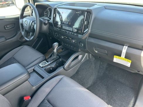 New 2026 Nissan Frontier SV image 8