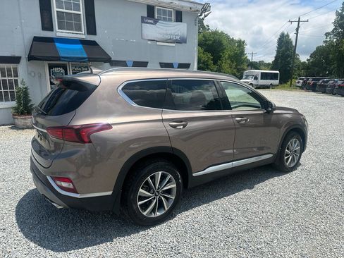 Used 2020 Hyundai Santa Fe SEL w/ Convenience Package AWD/4WD image 5