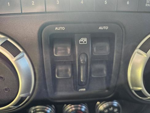 Used 2012 Jeep Wrangler Unlimited Sahara w/ Dual Top Group image 14