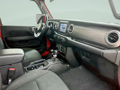 Used 2021 Jeep Wrangler Unlimited Sahara image 18