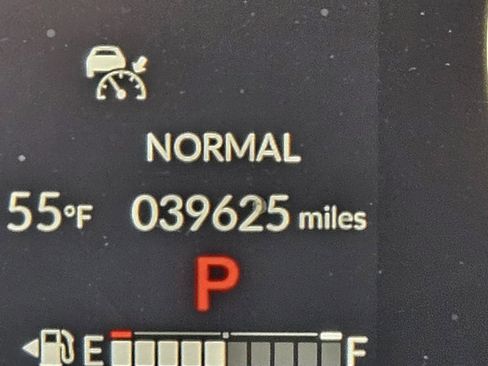 Used 2023 Honda CR-V Sport image 29