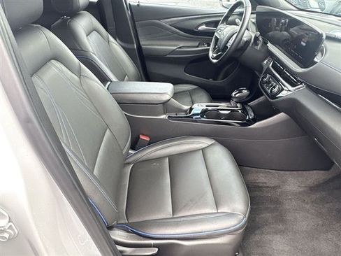 Certified 2024 Buick Envista Sport Touring w/ Convenience I Package FWD image 26
