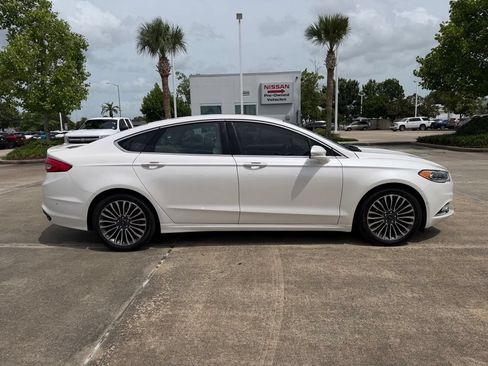 Used 2017 Ford Fusion Titanium FWD image 3