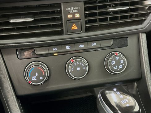 Used 2024 Volkswagen Jetta S image 23