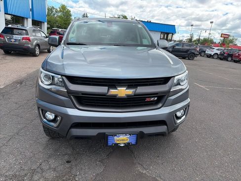 Used 2020 Chevrolet Colorado Z71 AWD/4WD image 2