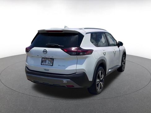 Used 2023 Nissan Rogue SL w/ SL Premium Package image 14