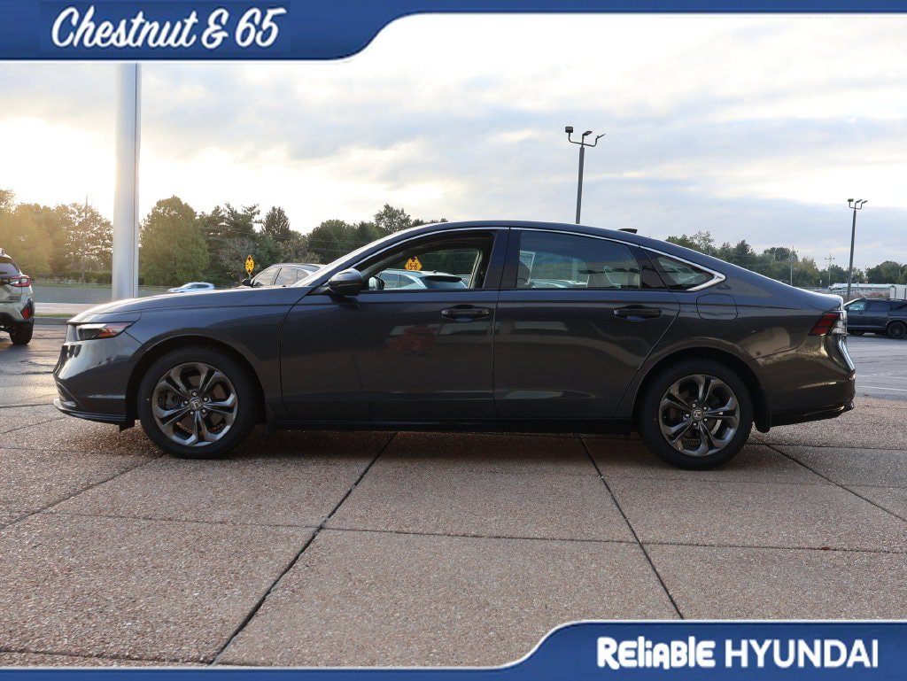 Used 2023 Honda Accord EX-L image 3