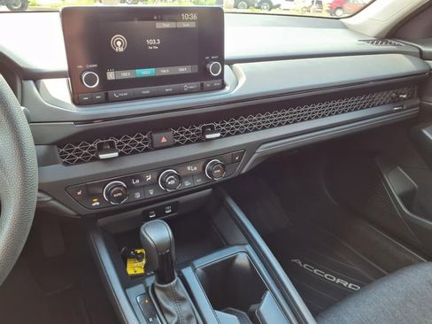 Used 2023 Honda Accord EX image 7