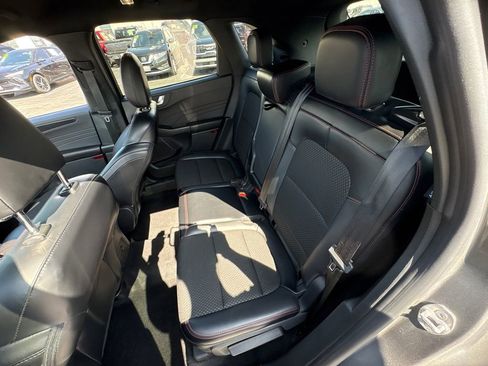 Used 2025 Ford Escape ST-Line Select image 11