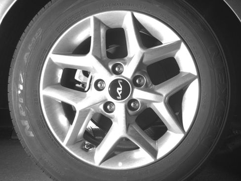 Used 2025 Kia Soul LX w/ LX Technology Package FWD image 15