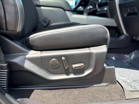 Used 2019 Ford F150 Raptor w/ Equipment Group 802A Luxury AWD/4WD image 19