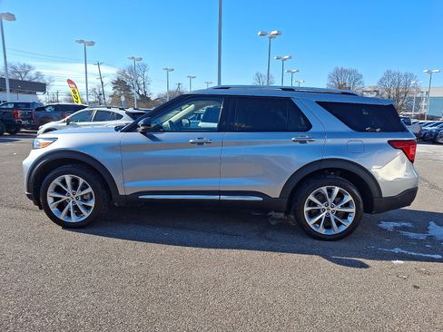 Certified 2021 Ford Explorer Platinum w/ Premium Technology Package image 6