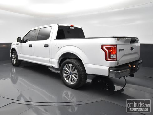 Used 2017 Ford F150 XL w/ Equipment Group 101A Mid RWD image 5