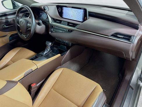 Used 2020 Lexus ES 350 w/ Premium Package image 30