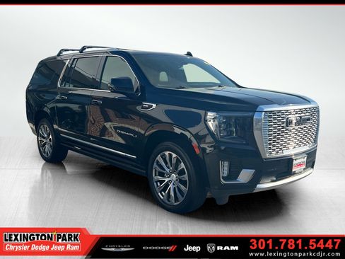 Used 2021 GMC Yukon XL Denali w/ Denali Premium Package image 1
