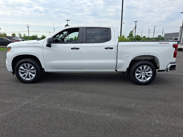 Used 2023 Chevrolet Silverado 1500 Custom AWD/4WD image 4
