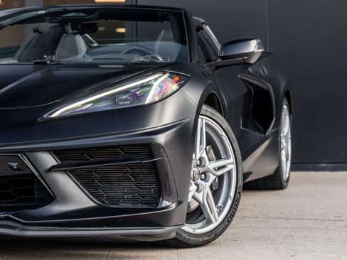 Used 2024 Chevrolet Corvette Stingray Premium Conv w/ Z51 Performance Package RWD image 14