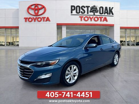 Used 2025 Chevrolet Malibu LT FWD image 1