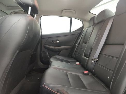 Used 2024 Nissan Sentra SR w/ SR Premium Package FWD image 10
